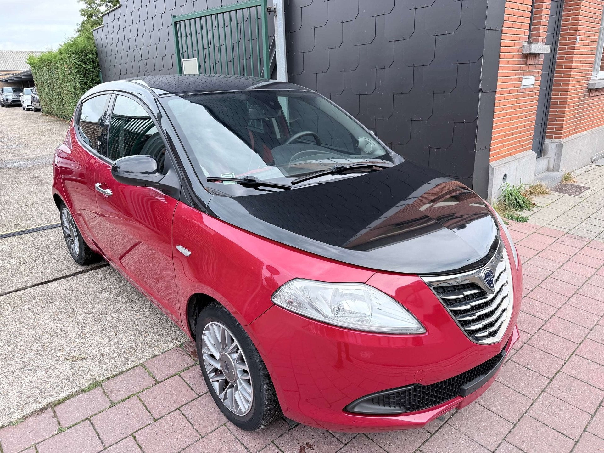 Lancia Ypsilon 0.9 I EDITION BLACK | AIRCO | PDC | ALU VELGE, Auto's, Stof, Gebruikt, Zwart, 62 kW