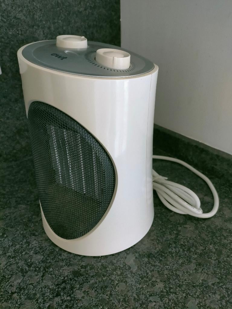 Radiateur ventilateur ewt modèle C120TLS avec thermostat., Doe-het-zelf en Bouw, Verwarming en Radiatoren, Ophalen, Gebruikt, 200 tot 500 watt
