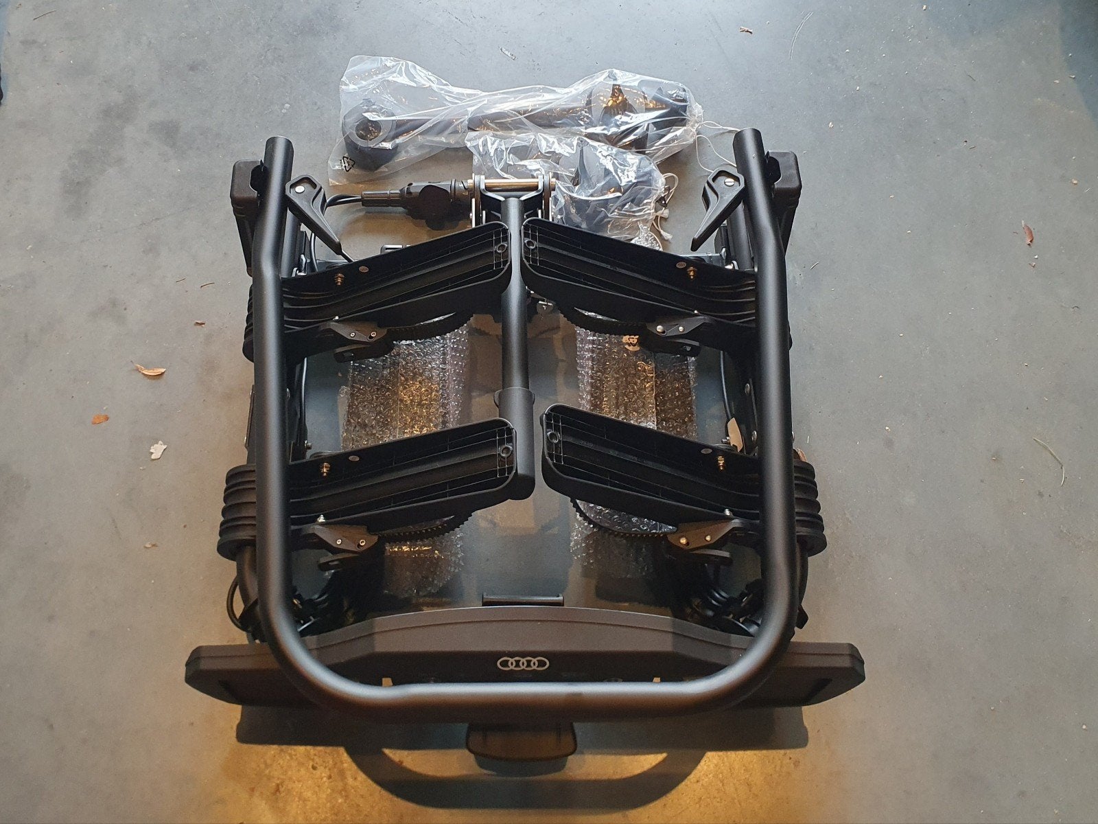 NIEUWE plooibare fietsdrager (audi), Enlèvement, 2 vélos