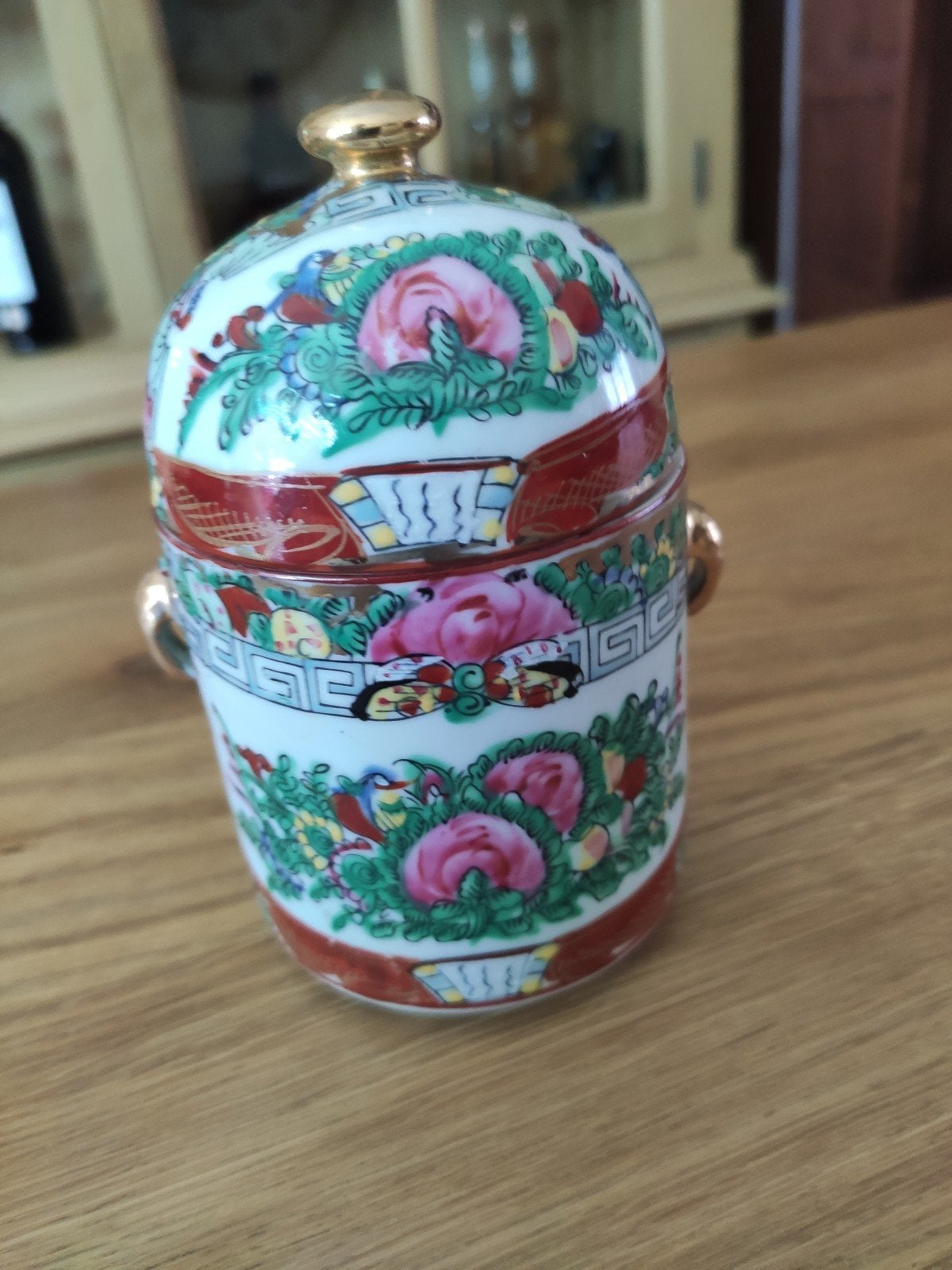 Pot chinois à gingembre, Enlèvement