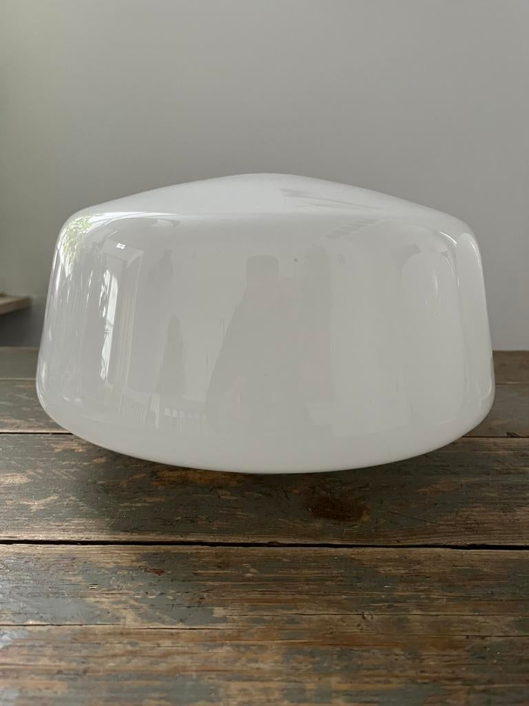 VINTAGE RETRO LAMPENKAP GROOT MELKGLAS WIT PERFECT, Huis en Inrichting, Ophalen of Verzenden, Zo goed als nieuw, Glas