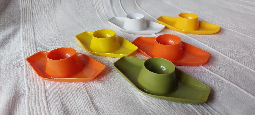 6 D.B.P Plastic Antwerp eierdopjes, Ophalen of Verzenden, Zo goed als nieuw