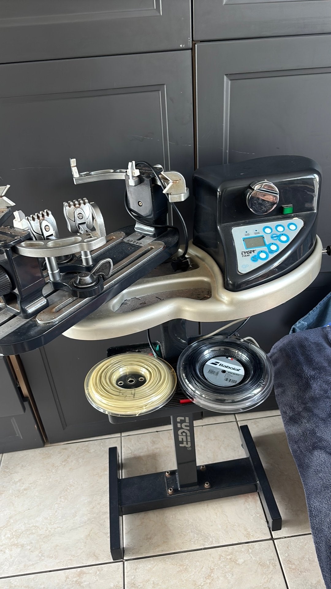 Elektronische bespanningsmachine voor tennis, Ophalen, Gebruikt, Overige typen, Overige merken
