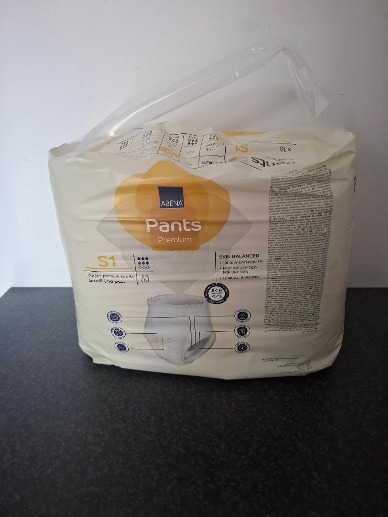 Gratis pampers en pamperbroekjes maat S, Diversen, Verpleegmiddelen, Ophalen, Nieuw