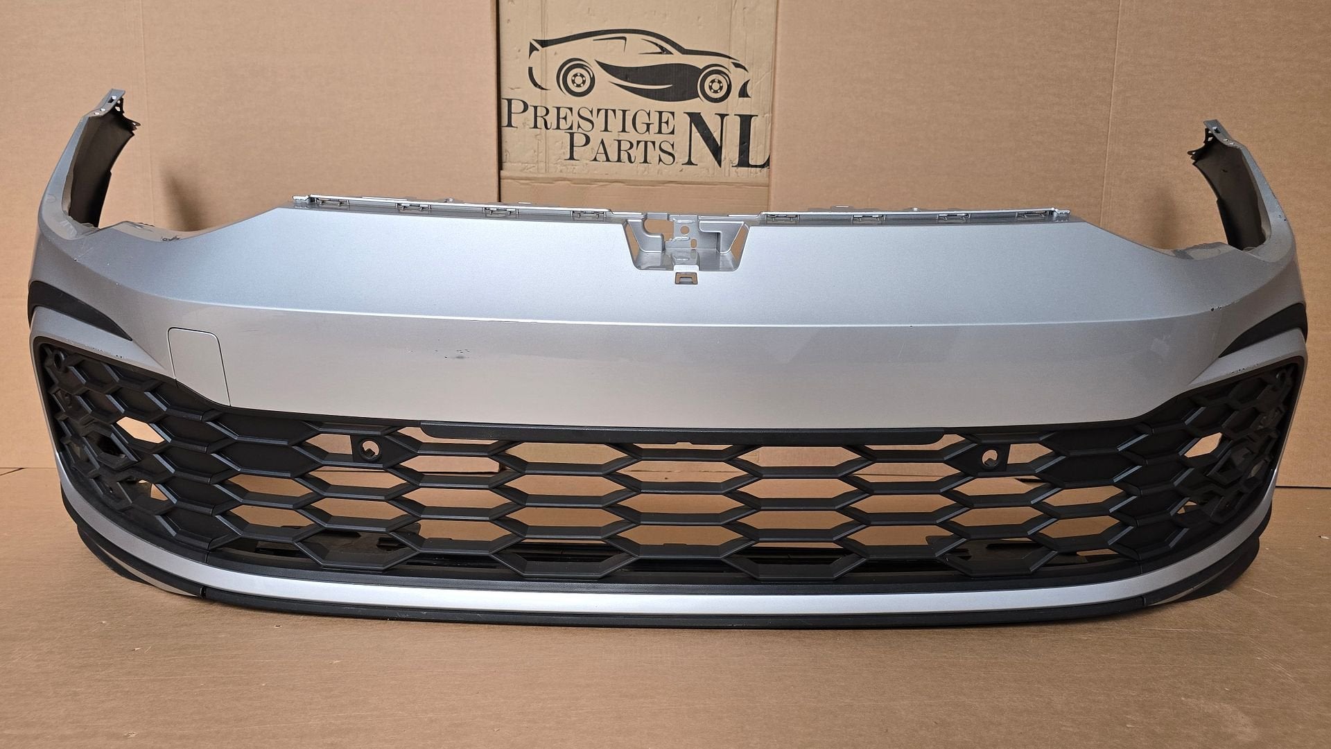 Voorbumper VW Golf 8 VIII GTI GTD 4xPDC Origineel 5H0807221G, Gebruikt, -, Ophalen of Verzenden, Bumper