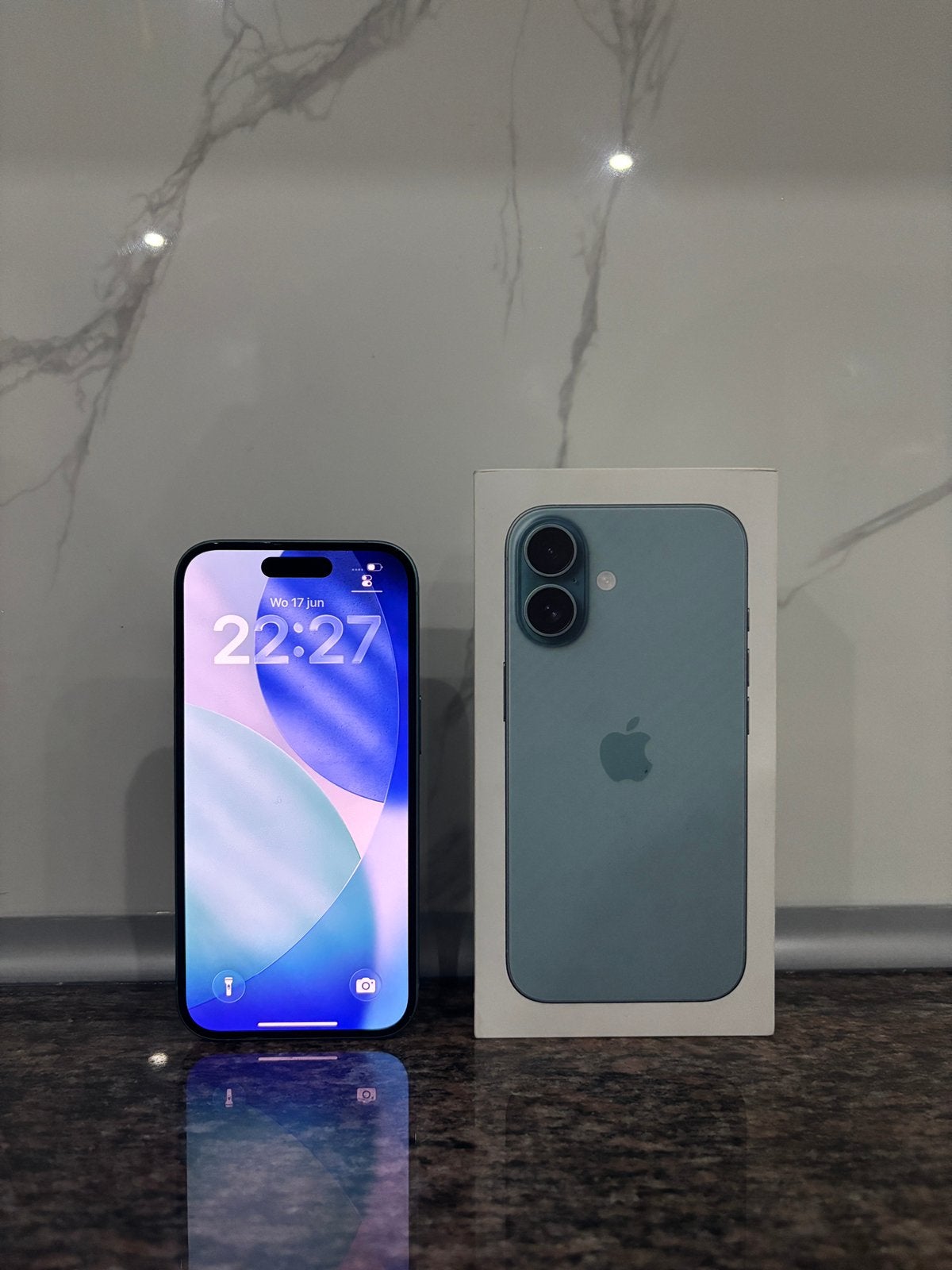 iPhone 16 - bleu sarcelle - 128 Go - État neuf !, Enlèvement, Comme neuf, IPhone 16