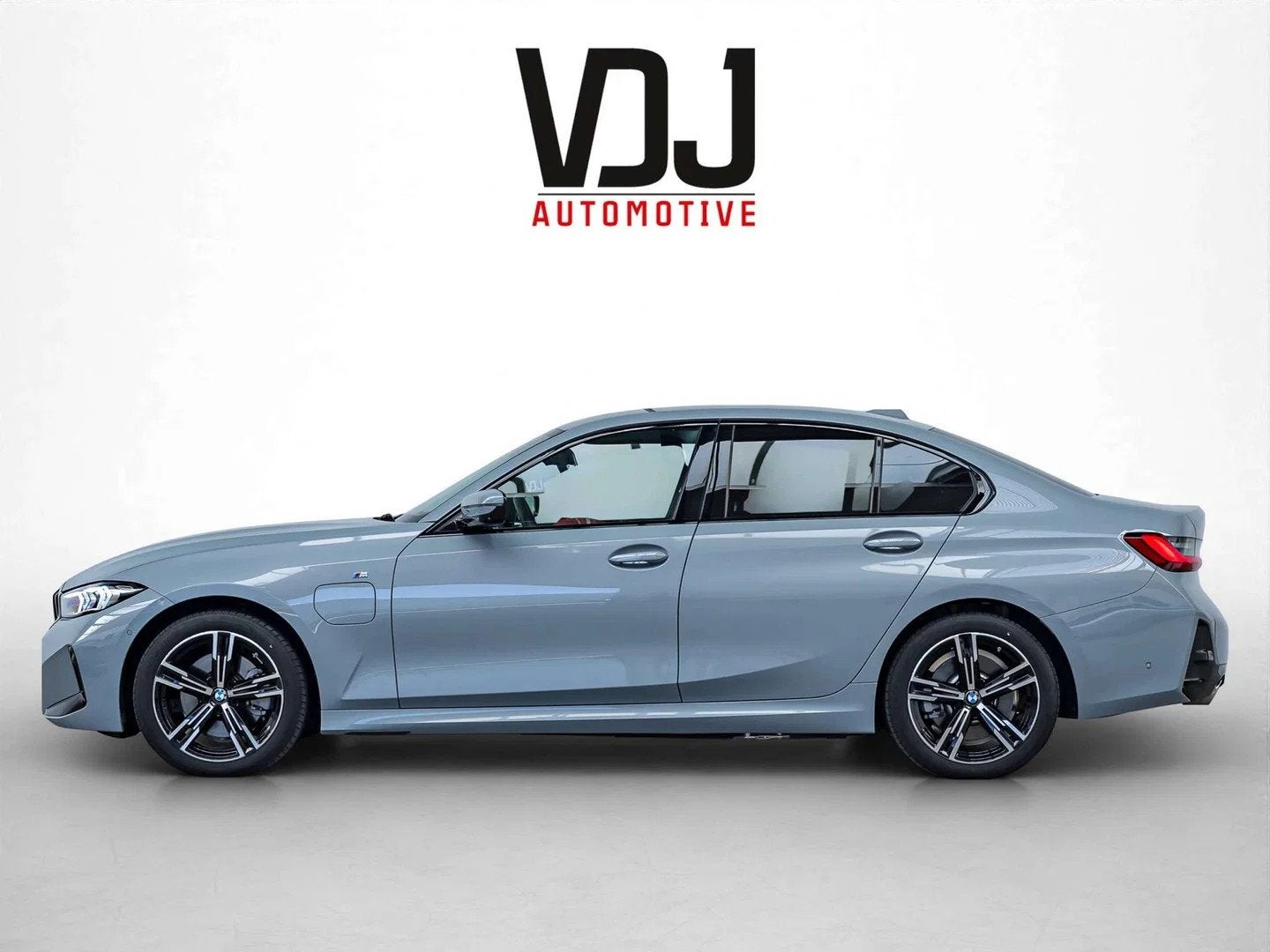 BMW 3 Serie 330 330e|M-SPORT|PHEV|HEAD-UP|360|SFEERVERL.|Z, Automaat, Leder, Bedrijf, 5 deurs