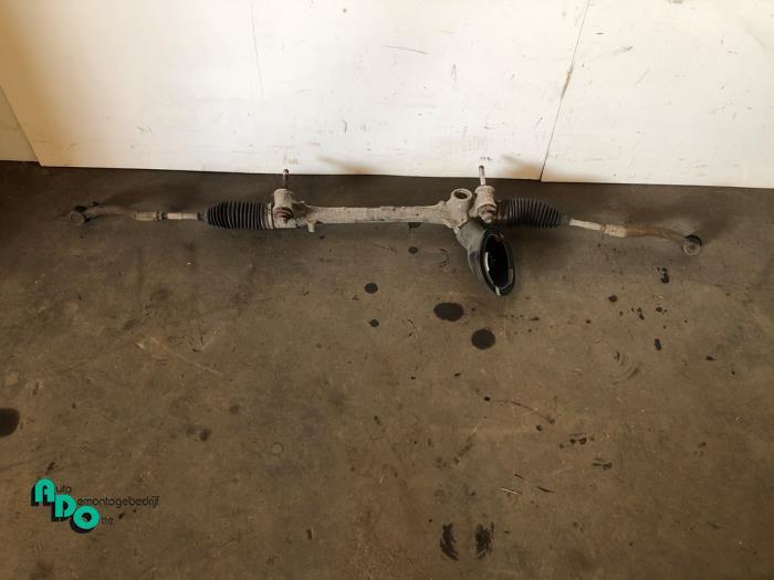 Stuurhuis van een Toyota Yaris (Yaris 2 09-), Auto-onderdelen, Besturing, Toyota, Gebruikt, 3 maanden garantie, Ophalen of Verzenden
