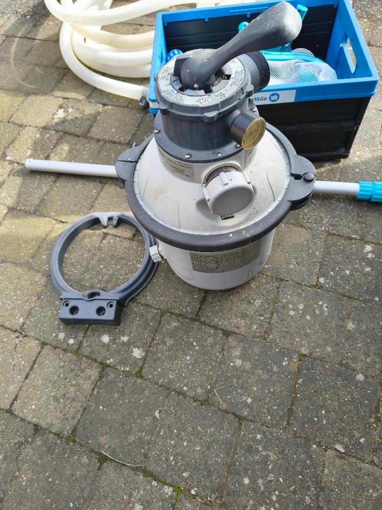 Intex pomp+ skimmer, Ophalen, Gebruikt, Zwembadpomp