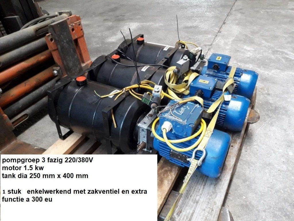 HYDRAULISCHE POMPGROEP 1.5 KW ( laatste exemplaar !!! ) 3 f, Ophalen, Gebruikt