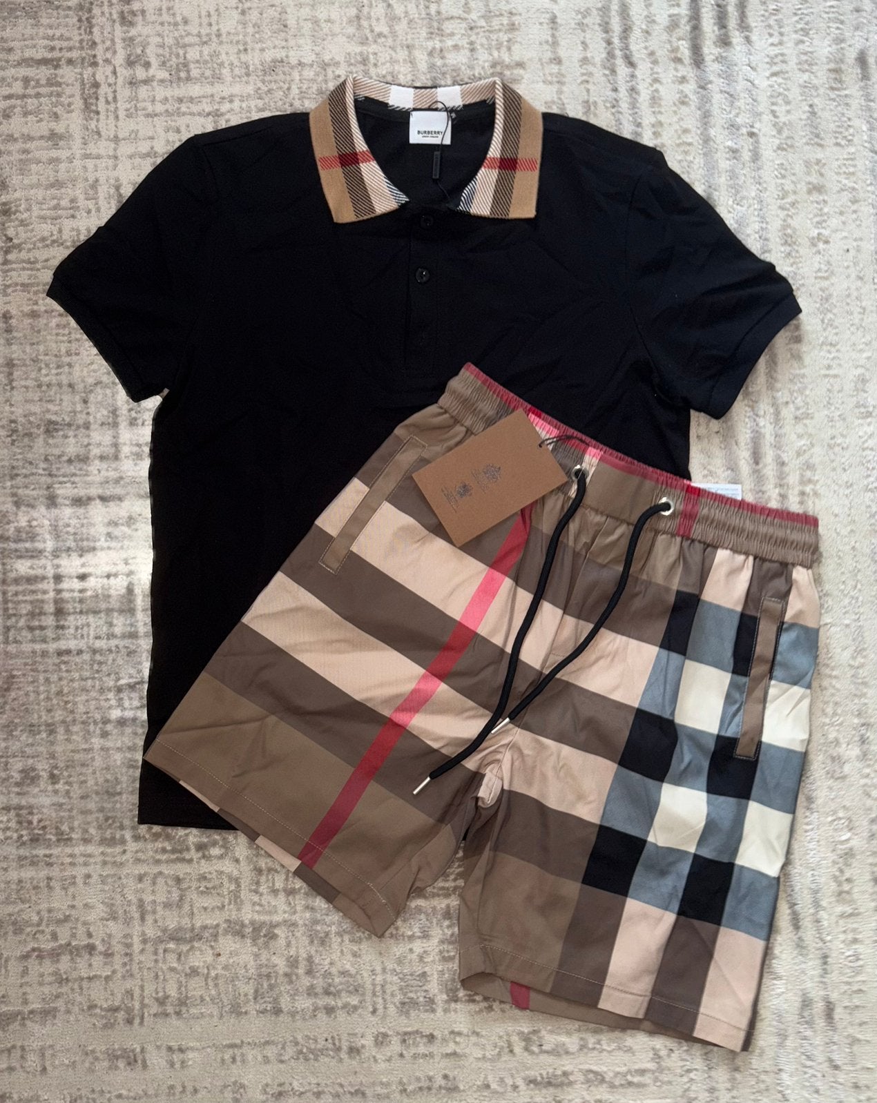 Ensemble Burberry Taille M, Enlèvement ou Envoi, Neuf, Taille 48/50 (M)