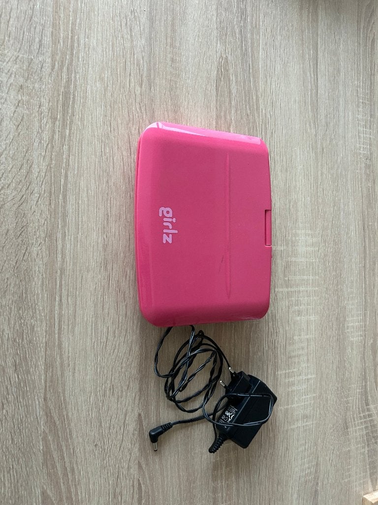 Draagbare DVD-speler (scharnier defect), Audio, Tv en Foto, DVD spelers, Gebruikt, Dvd-speler, Overige merken, Draagbaar, Ophalen of Verzenden