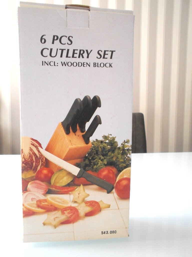 bloc de bois et 5 couteaux de cuisine, Maison & Meubles, Cuisine | Couverts, Enlèvement ou Envoi, Bois, Neuf, Set de couverts