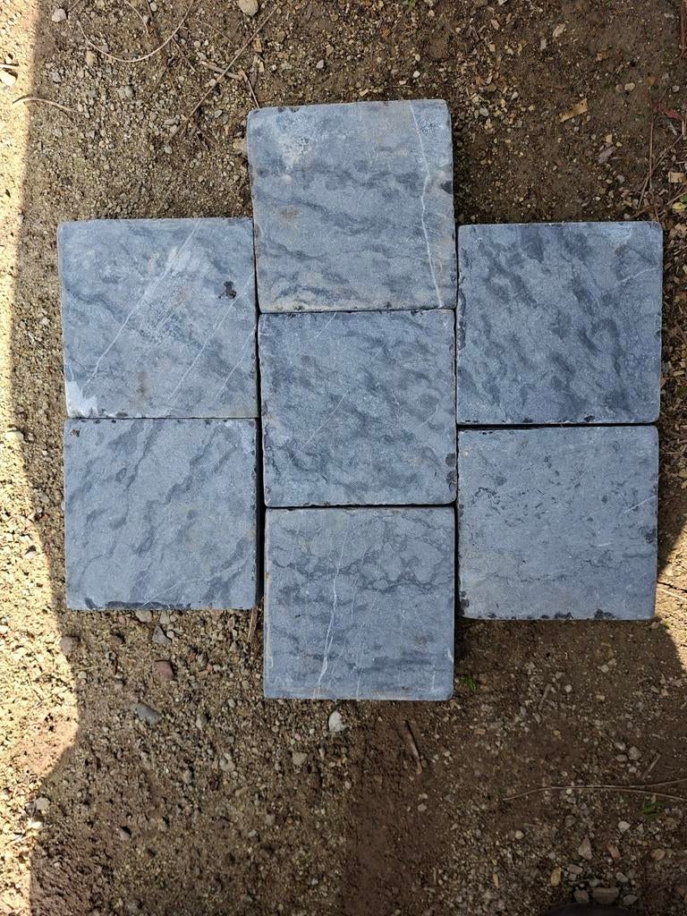 Pierre bleu tambouriné 15x15x5cm dispo 4.34 M2, Jardin & Terrasse, Pavé & Dalles, Enlèvement