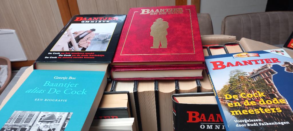 Doos met Baantjer boeken, Boeken, Detectives, Ophalen, Zo goed als nieuw