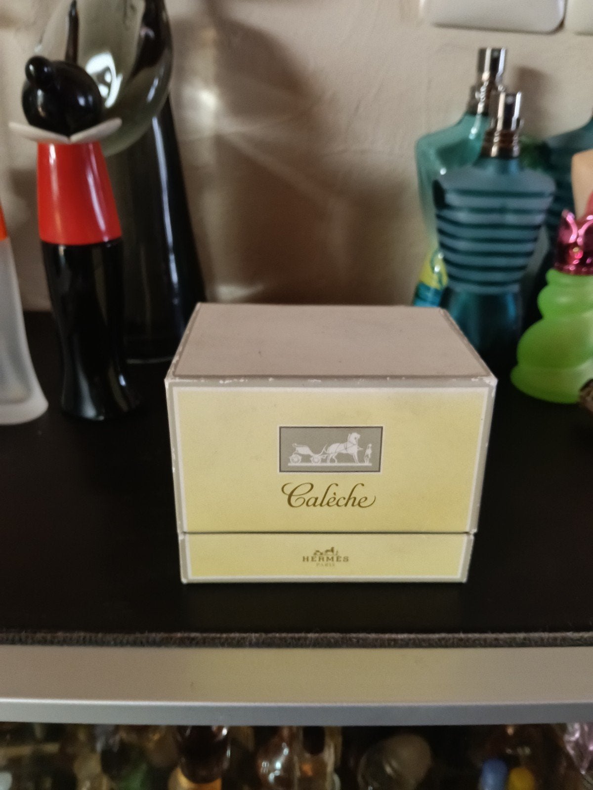 Parfum, Enlèvement ou Envoi
