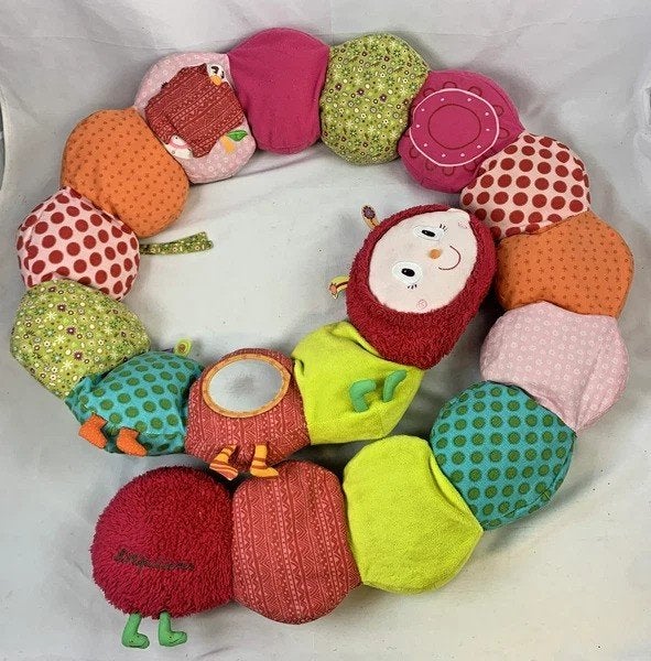Lilliputiens Juliette Toy Caterpillar Box Bumper 235 cm, jou, Enfants & Bébés, Overige karakters, Grand (plus de 80 cm), Comme neuf