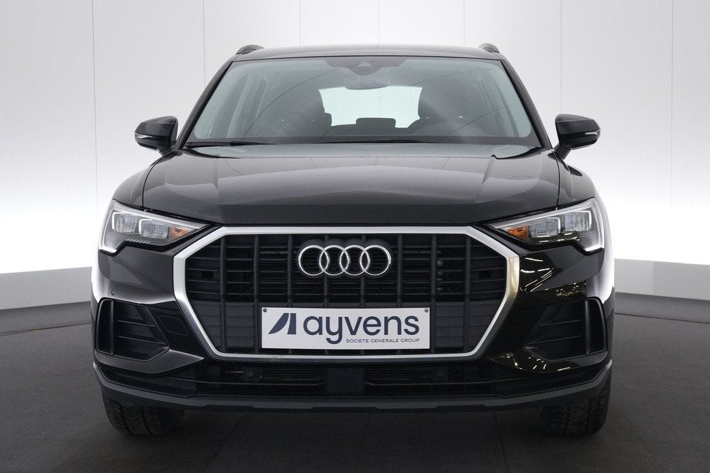 (2BWD856) AUDI Q3, Achat, Entreprise, https://public.car-pass.be/vhr/4e7d44d4-aefc-49d0-b272-d48f82af8b0b, Carnet d'entretien