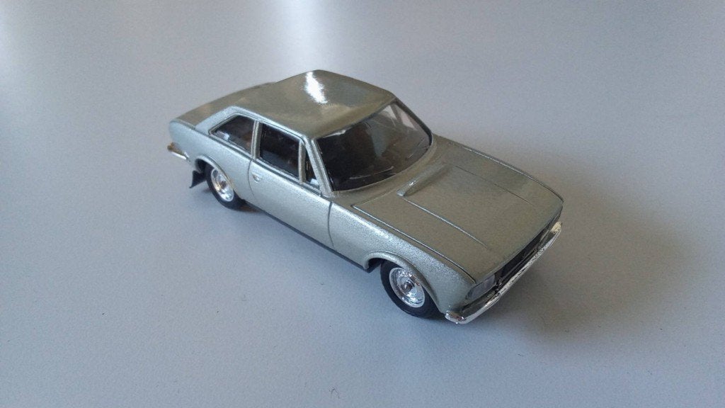 Miniatuur Peugeot 504 Coupe 1/43 - Solido (metaalgrijs), Hobby en Vrije tijd, Ophalen of Verzenden, Zo goed als nieuw, Auto, Solido