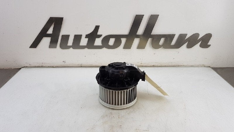 KACHEL VENTILATORMOTOR Seat Mii (|1S1819015D|), Robert Bosch AG, Gebruikt, Seat, Robert-Bosch-Allee 1
74232  Abstatt, DE
