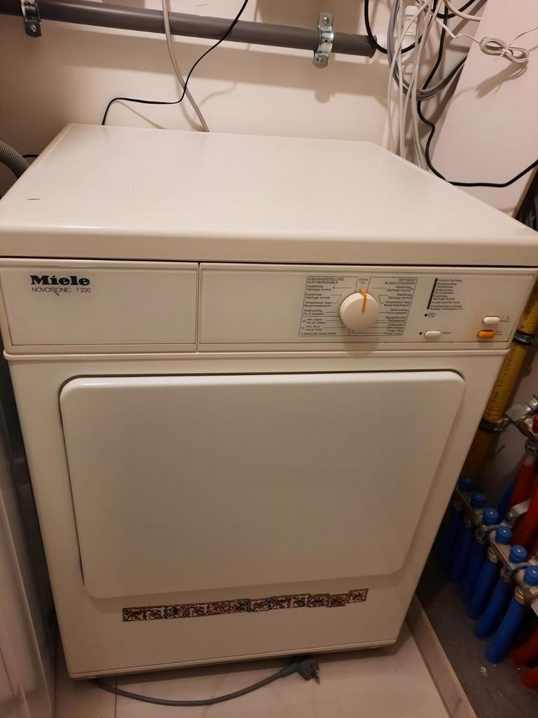 Miele Novotronic T220, Elektronische apparatuur, Droogkasten, Ophalen