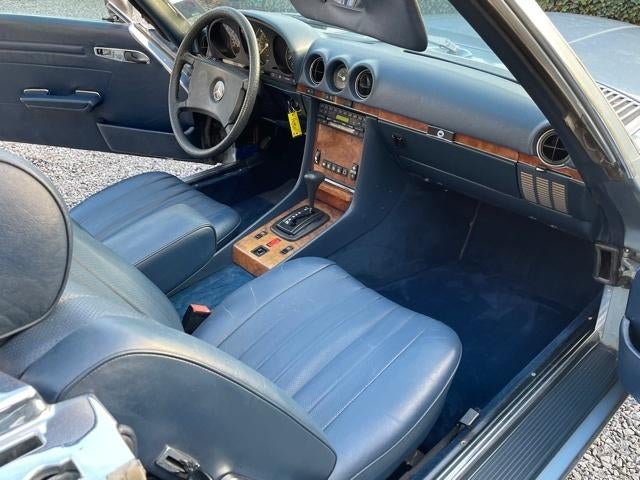 Mercedes 380 SL Cabrio R107 + Hardtop in Diamond Blue 1985, foto 6