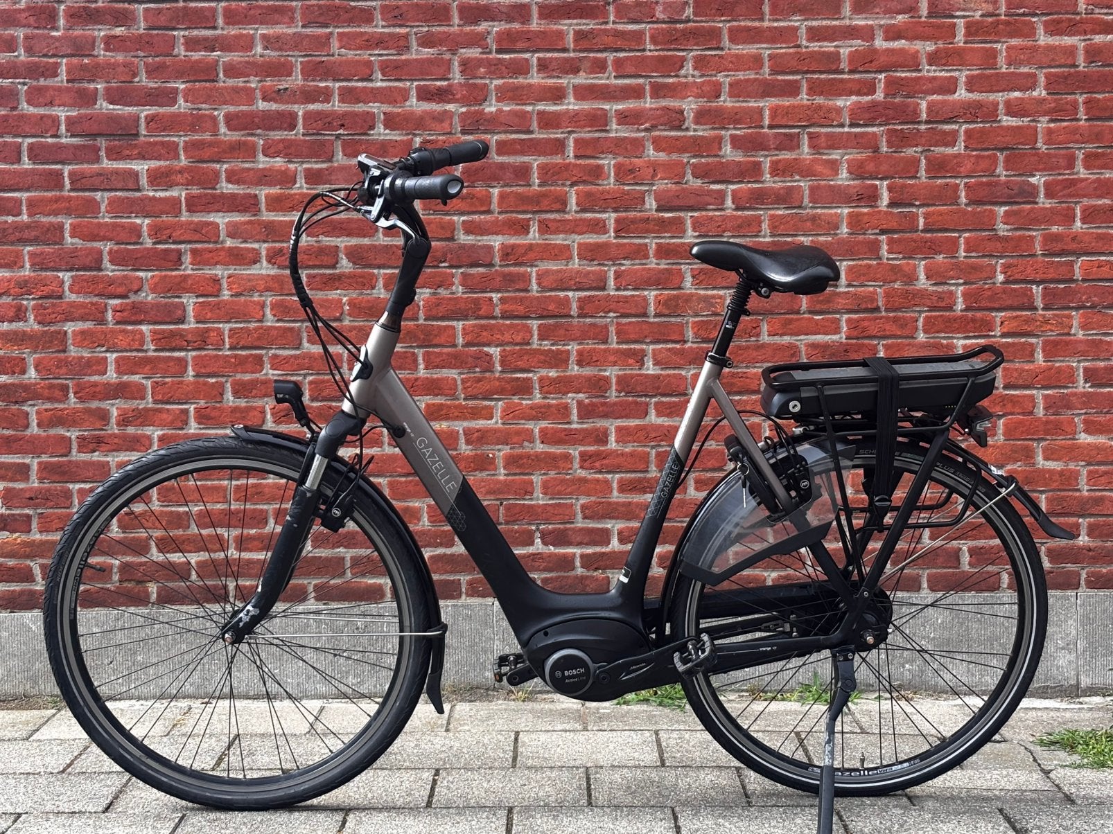 Gazelle middenmotor Bosch Nieuwstaat!, Fietsen en Brommers, Elektrische fietsen, Ophalen, Zo goed als nieuw, Gazelle