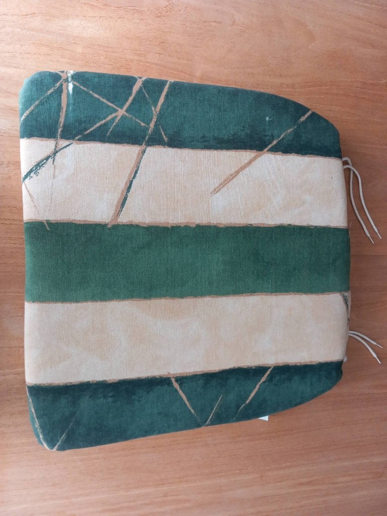 4 coussins pour chaises de jardin, 40x40cm, Enlèvement, Comme neuf