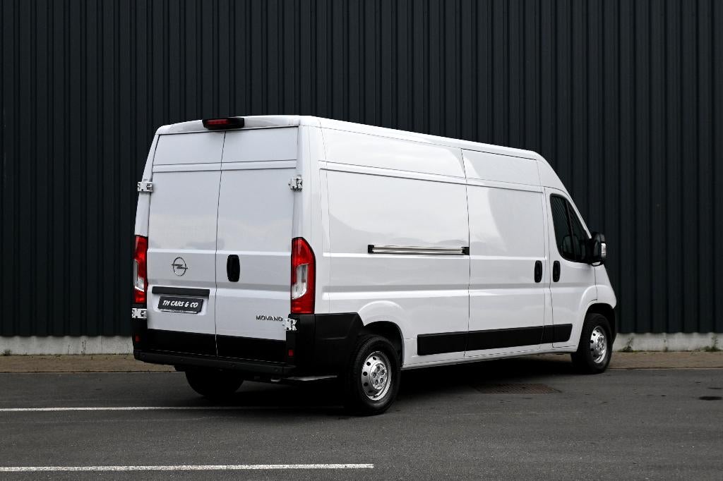 NETTE Opel Movano L3H2 140PK / Camera, Cruise, GPS, LED, BTW, Auto's, Bestelwagens en Lichte vracht, Voorwielaandrijving, Stof