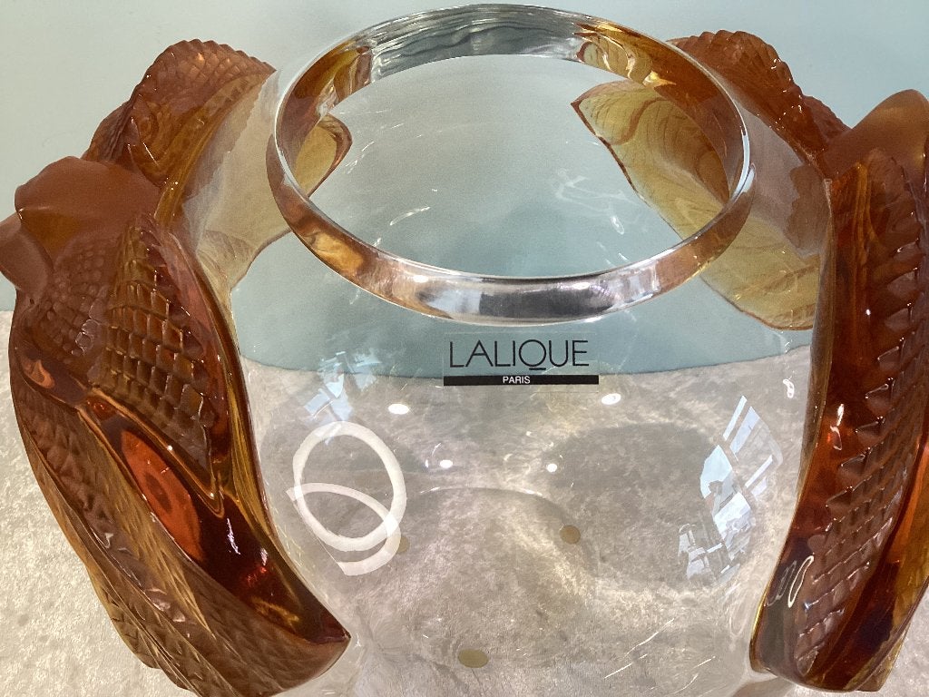 Vase Lalique Erimaki. 003Lal/Hb., Antiquités & Art, Enlèvement