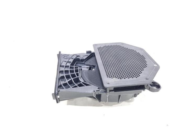 Caisson de graves d'un BMW X1, -, 3 mois de garantie, Utilisé, -
