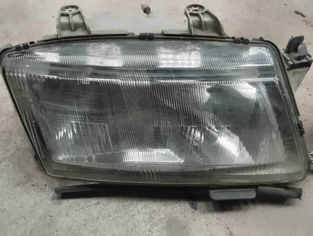 phare avant saab 900 ng, Enlèvement ou Envoi, Utilisé, Saab