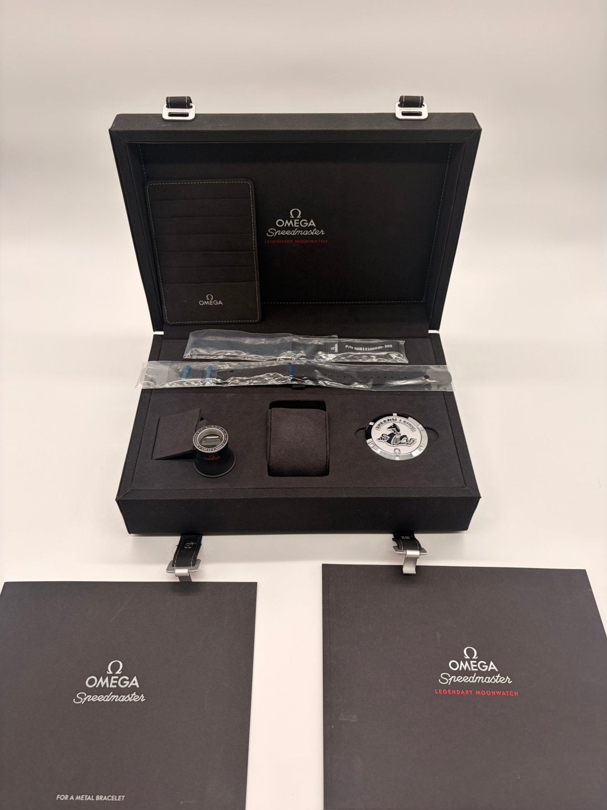 Omega Speedmaster Moonwatch presentatiebox met accessoires, Handtassen en Accessoires, Ophalen