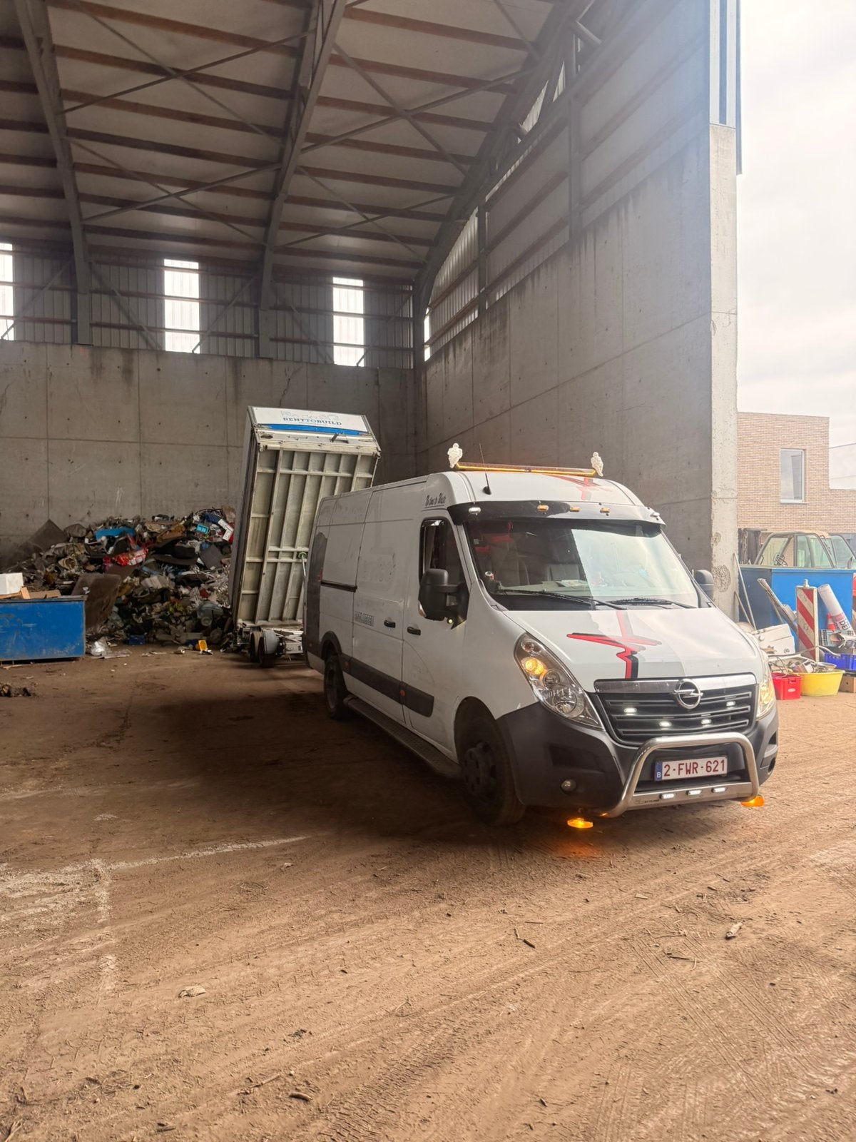 Opel movano, Auto's, Euro 5, Achterwielaandrijving, Zwart, Wit
