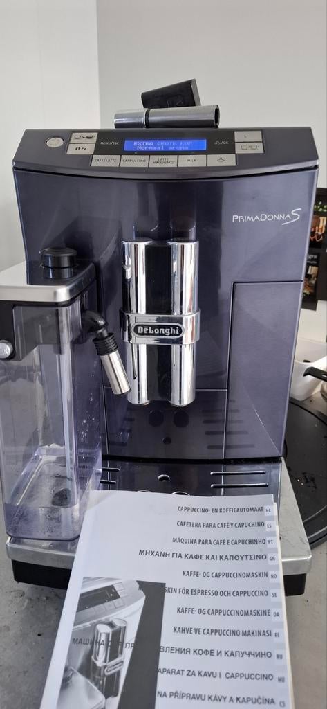 Machine à café Delonghi PRIMADONNA AVEC GARANTIE, Réservoir d'eau amovible, Enlèvement ou Envoi, Café en grains, Cafetière