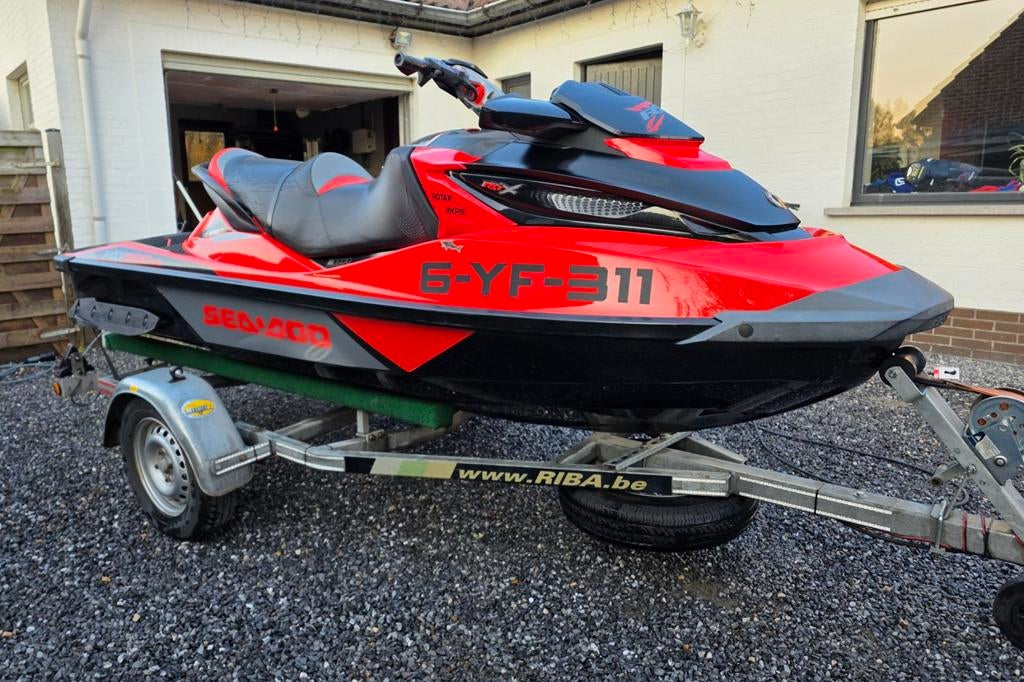 Magnifique jet ski 3 places Sea Doo RXT 300 RS, Enlèvement