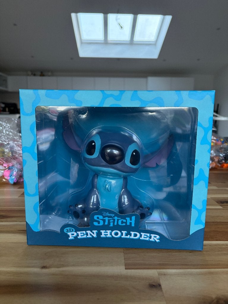 Pot à crayon 3D Stitch Disney neuf en boîte, Collections, Enlèvement ou Envoi, Autres personnages, Neuf, Statue ou Figurine