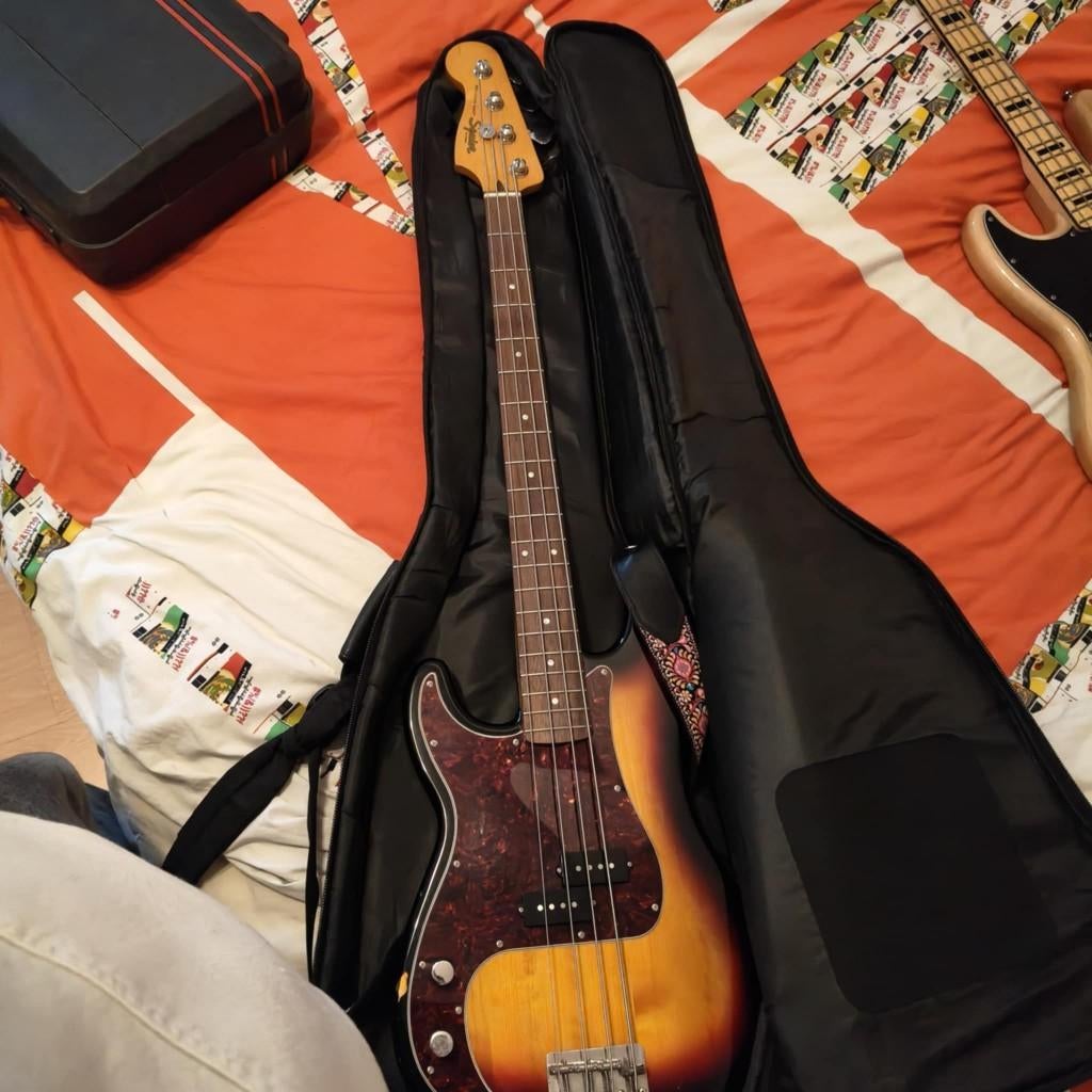 Squier Precision Bass Lefty, Musique & Instruments, Enlèvement, Utilisé, Électrique