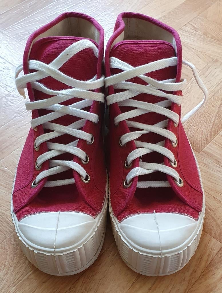 Rode (bordeaux) Foempies maat 44, Overige kleuren, Ophalen of Verzenden, Zo goed als nieuw, Sneakers