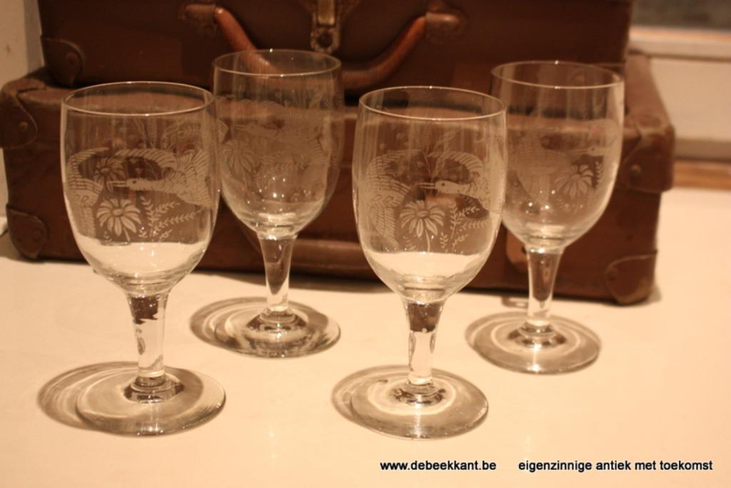 Retro vintage antieke oude set gegraveerde glazen, Ophalen of Verzenden