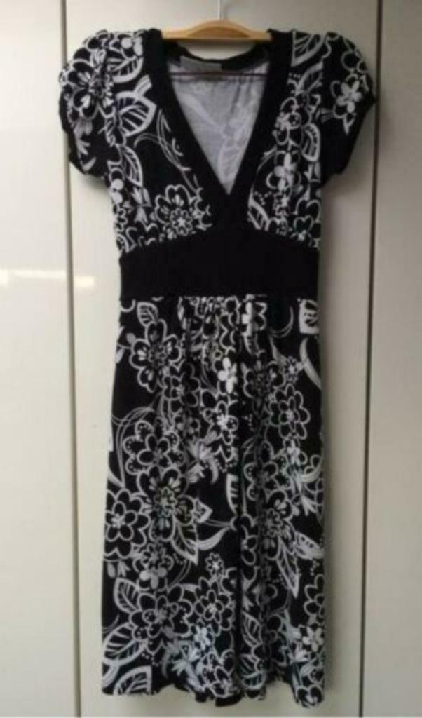 Zwart-witte Clockhouse-jurk - Maat S, Kleding | Dames, Zwart, Ophalen of Verzenden, Zo goed als nieuw, Clockhouse