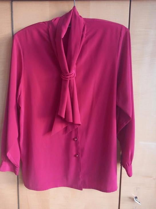 Magnifique chemisier rouge. Taille 40, Enlèvement ou Envoi, Comme neuf, Rouge
