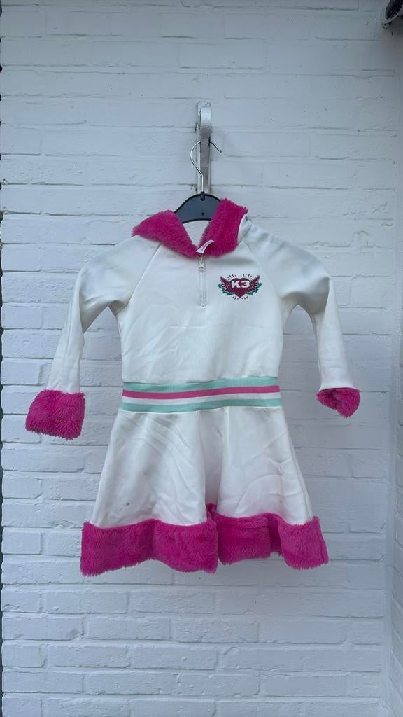 K3 kleedje Maat 116 / 3-5 jaar, Kinderen en Baby's, Carnavalskleding en Verkleedspullen, Ophalen