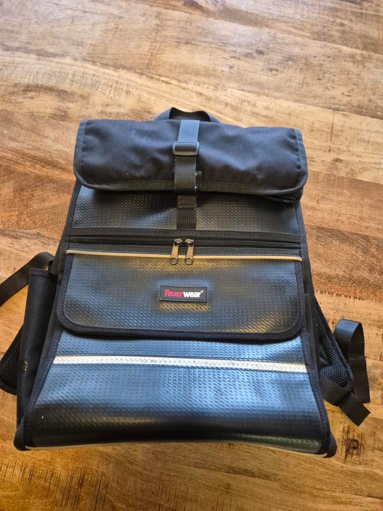 Sac Eddie Feverwear noir – tuyaux d’incendie recyclés – orig, Autres marques, Enlèvement ou Envoi, Moins de 25 cm, Étanche