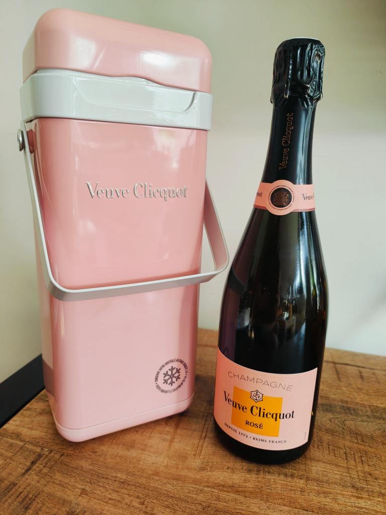 Pack « Cooler Box » Veuve Clicquot Rose, édition limitée 202, Neuf, Enlèvement ou Envoi, Pleine, Champagne