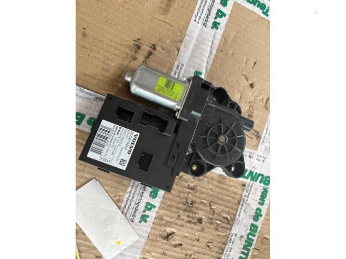 Moteur de vitre portière d'un Volvo V50, -, 3 mois de garantie, -, -
