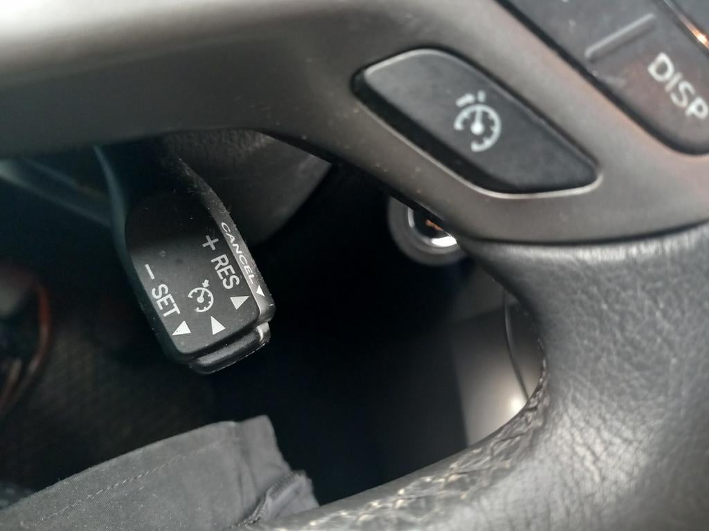 Toyota Verso 245K KM A2010, 2 clés, manuelle, Autos, Achat