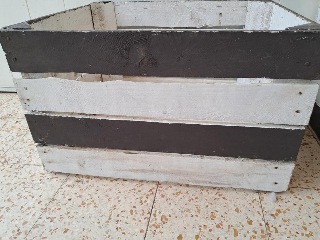 2 houtbakken, Ophalen, Hout
