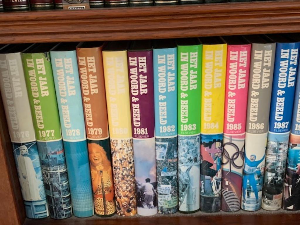 Jaarboeken Winkler Prins, Boeken, Encyclopedieën, Complete serie, Ophalen of Verzenden, Zo goed als nieuw, Algemeen