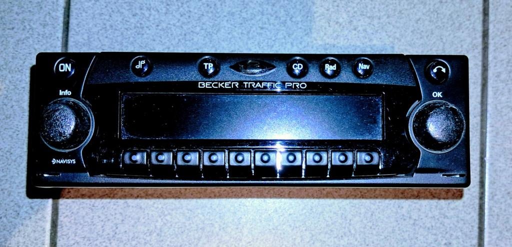 Becker Traffic Pro : radio+CD+NAV fabriqués en Allemagne, Enlèvement ou Envoi